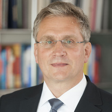 Portrait Prof. Dr.-Ing. Jürgen Schmidt